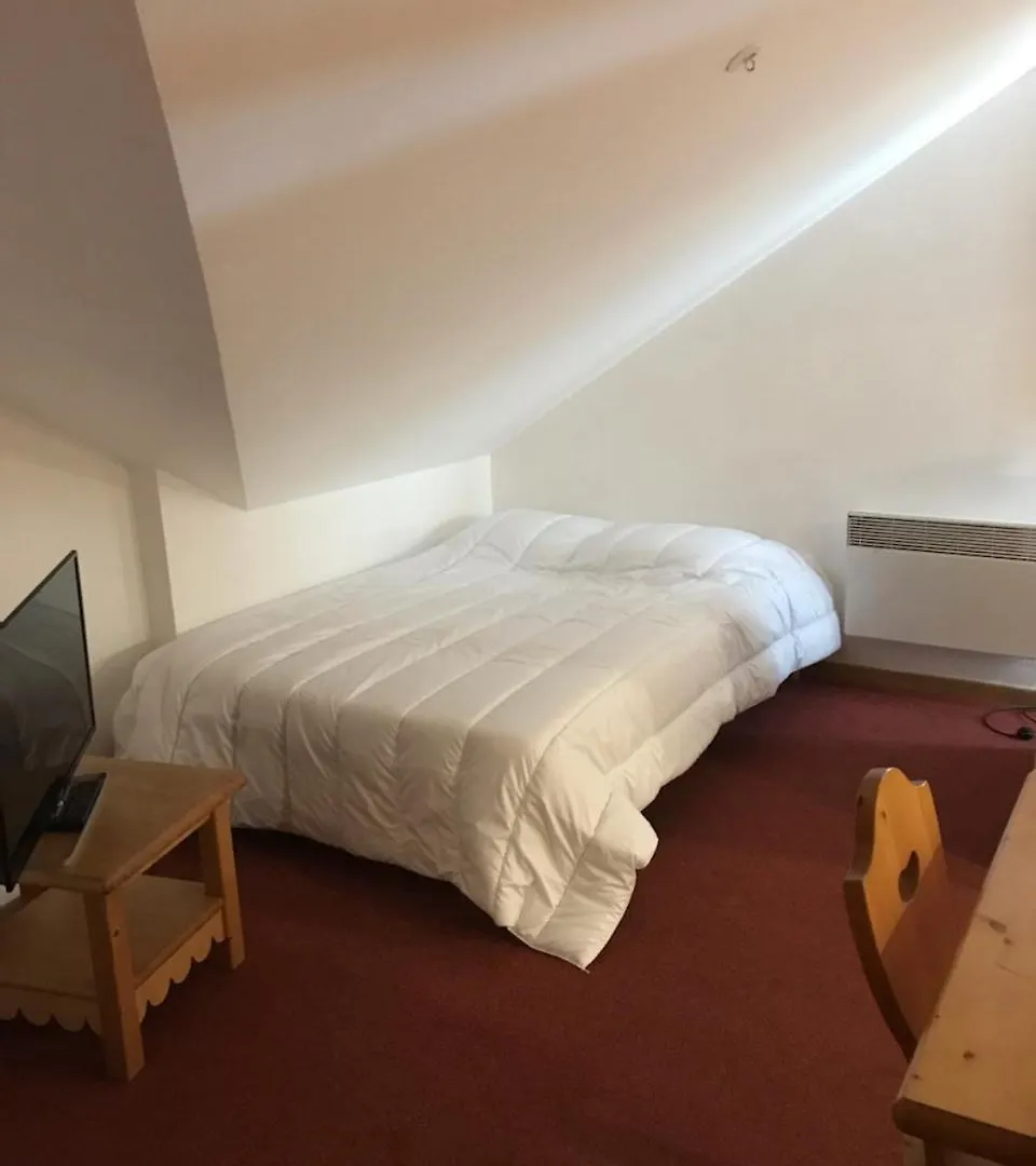 Studio 4 Personnes Pied Des Pistes Avec Piscine Villarembert Apartment